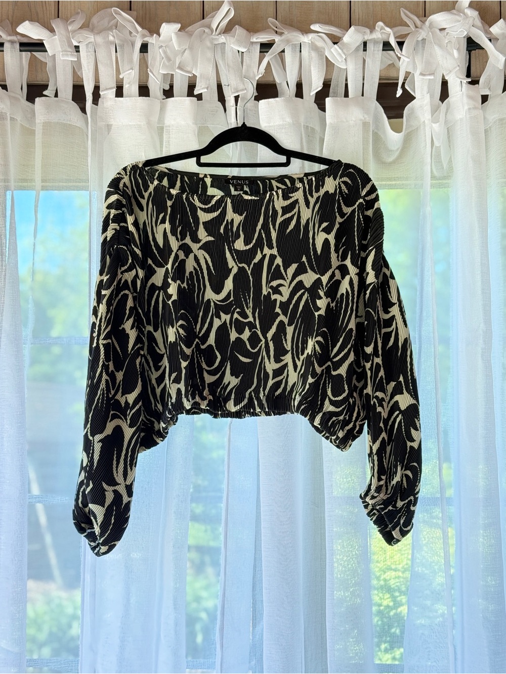 VENUS XL Pleated Two Piece Set Black Cream Crop Top Palazzo Pants Wide Leg - Picture 6 of 9